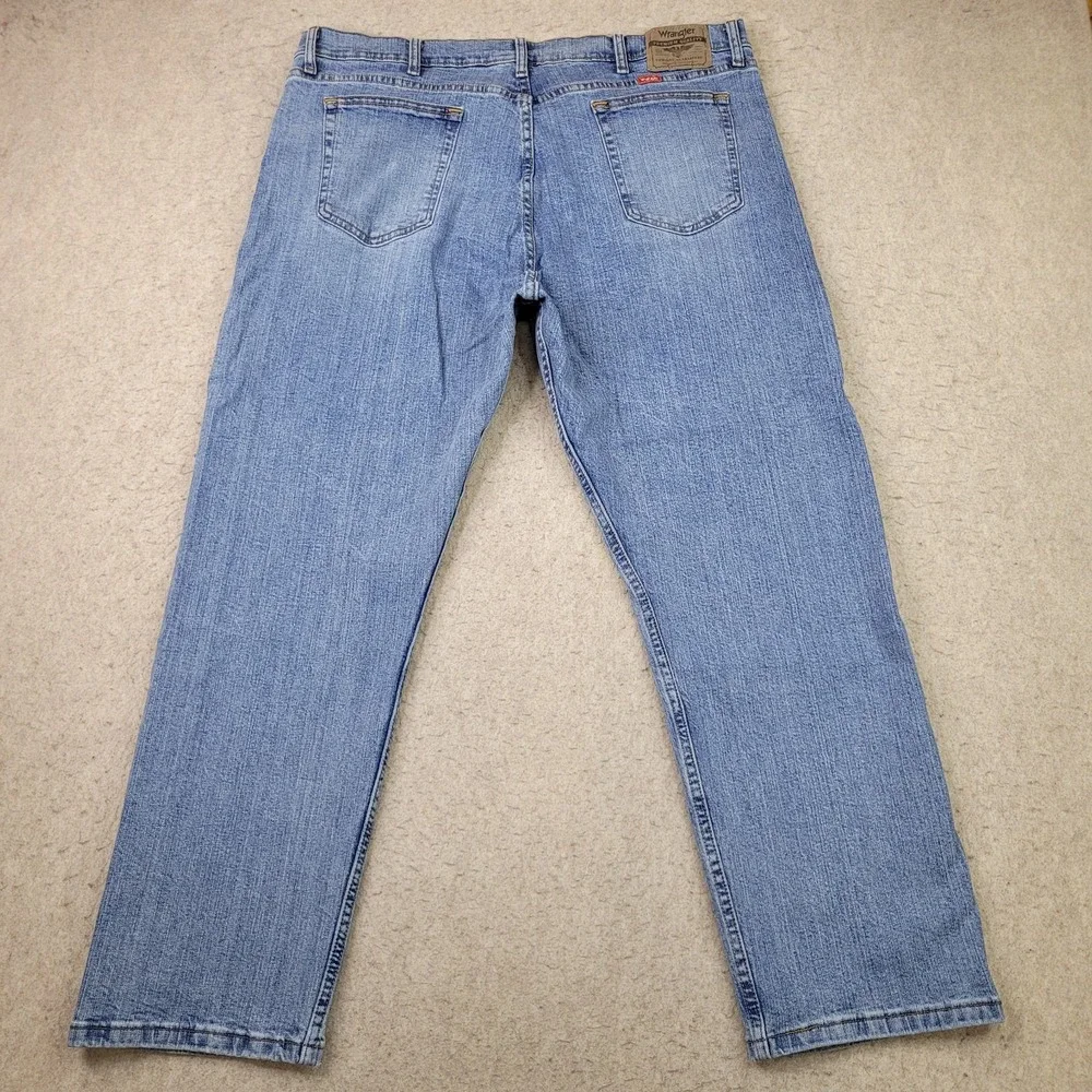 Wrangler Jeans Mens W40 L30 Light Blue Denim 97FXWBD Straight Relaxed Fit